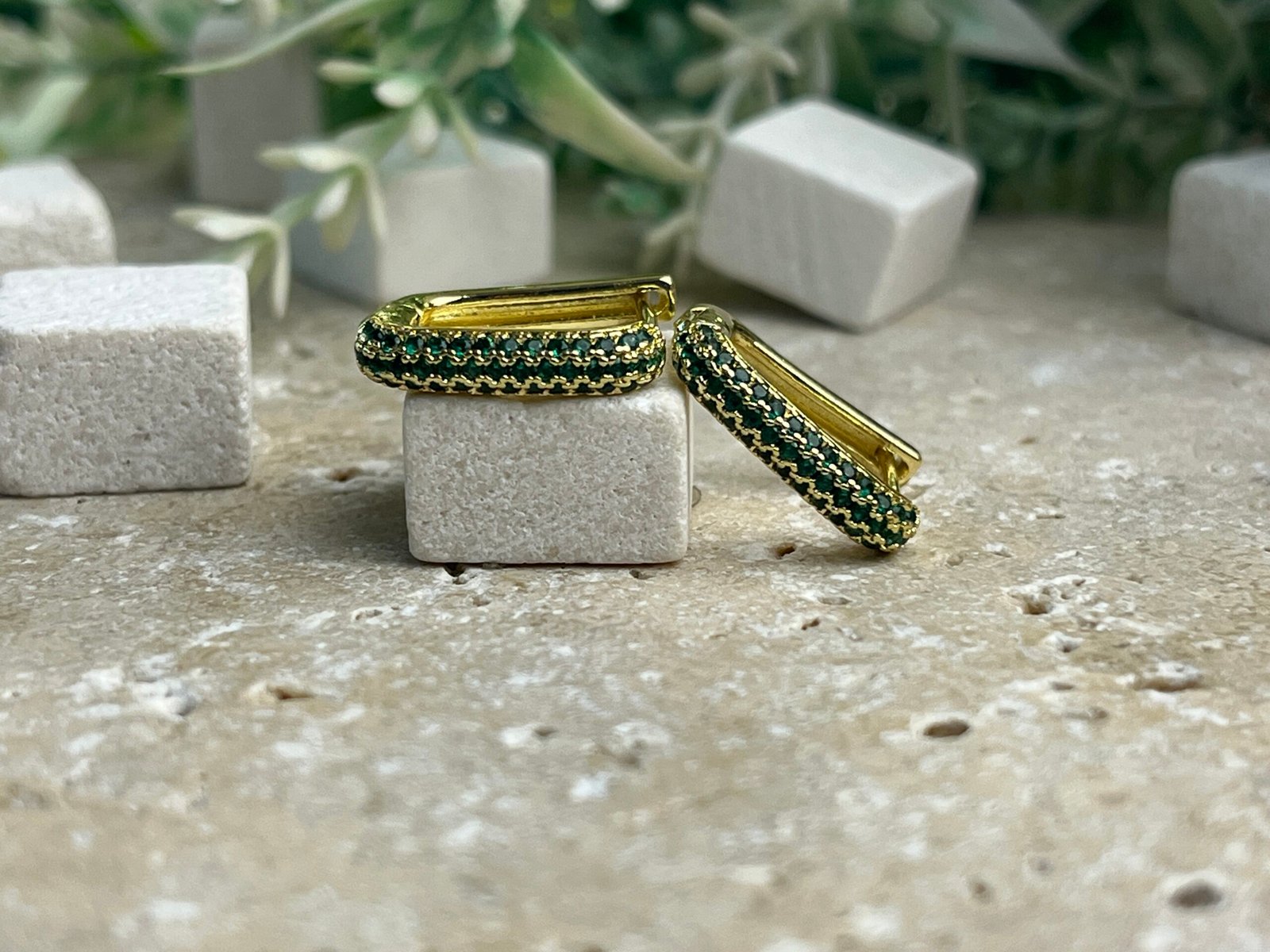 Gold Zümrüt Veloura Eclipse Küpe - CYER0066