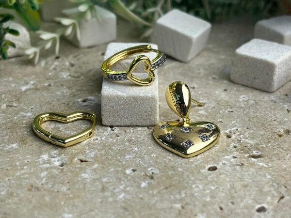 Gold Heart Trio Hoop Küpe